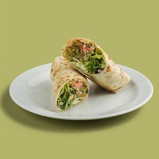 Falafel i humus tortilja