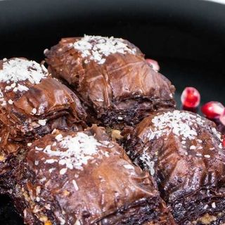 Baclava  cu ciocolată.