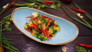 Салат из брокколи (200г)