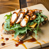 Toast Poulet Fumé