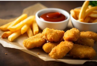 Crocchette di pollo e patatine