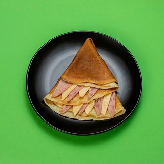 Նրբաբլիթ խոզապուխտով և պանրով