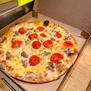 al piatto SALSICCIA-GORFONZOLA-PACHINO