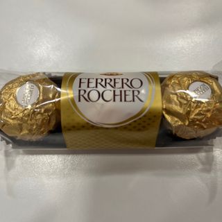 3 BOMBONES FERRERO ROCHER