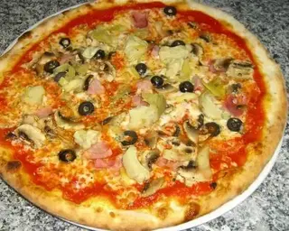 Pizza Capricciosa