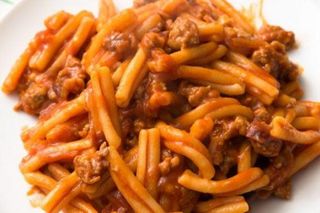 Strozzapreti al ragù
