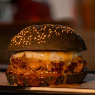 Burger BBQ Cheesy Hill