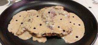 Entrecotte A La Pimienta