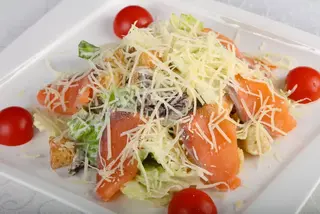 Салат "Цезарь" с семгой (170 гр.)