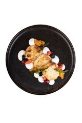 Papanaşi cu smântână şi gem, confi portocale