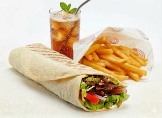 Combo Chawarma : frites + boisson au choix