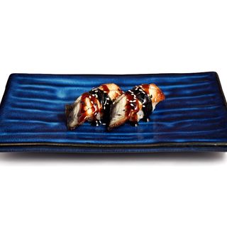 23.nigiri de angila con salsa y sesamos(2u)