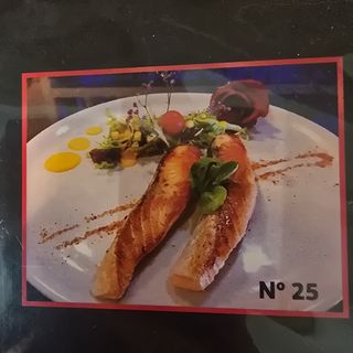 Salmón A La Plancha