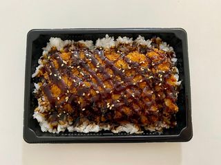 8a Arroz de Sushi con Pollo Rebozado