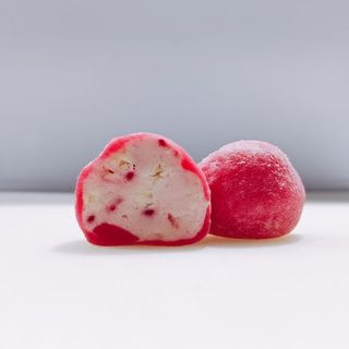 Daifuku Cheese Frambuesa Y Chocolate Blanco (1 Ud.)
