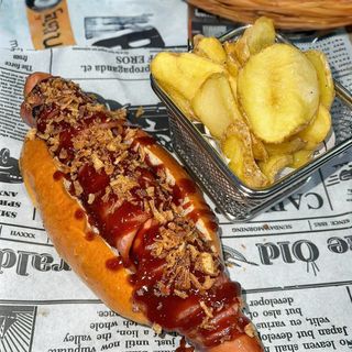 Hotdog A Elección + Patatas + Bebidas