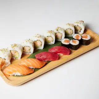 04.Tabla De Sushi Uramaki Y Nigiri (16 Pzs.)