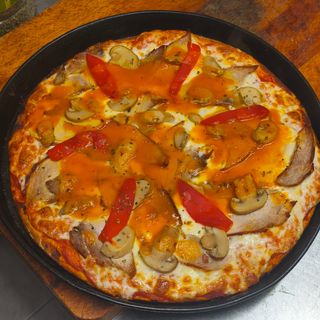 Pizza Pequeña De Jamón Asado