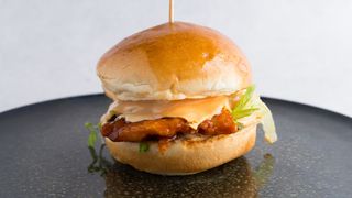 Single BBQ Kuku Riku Burger