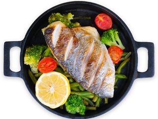 Дорадо з броколі та спаржею (400g)