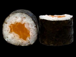 Макі з лососем (130g)