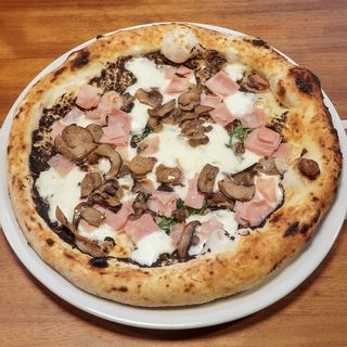 Pizza Tartufo