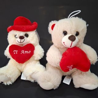 peluches con cuore grande