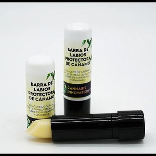 Balsamo labial protector de CBD