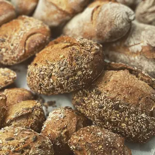 Pão Limão e Tomilho (só às segundas-feiras)