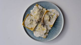 Равиоли с трюфельным пармезаном, грибами и Грано Падано