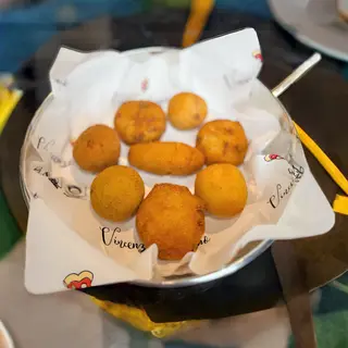 A tiella