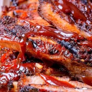 Costillar a la Barbacoa