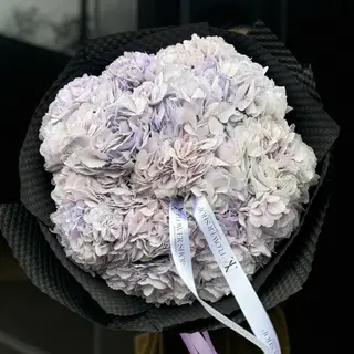 15 лавандових гортензій 