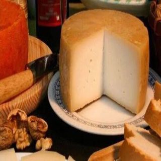  Cuña De Queso De Leche De Cabra  Ibores 200 G