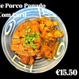 Arroz de porco panado com Caril