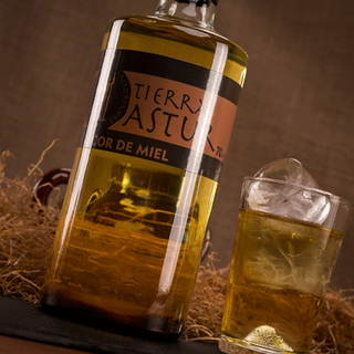 Licor Con Miel Tierra Astur (70 Cl.) (11183)