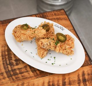 Pollo frito al estilo cajún (6 pzs.)