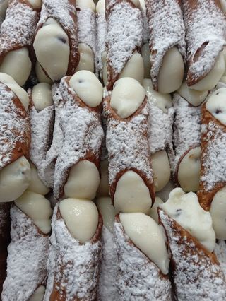 Cannolicchi con ricotta mignon cadauno 