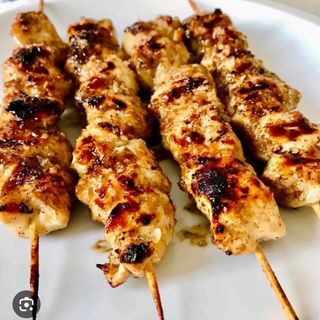 Menù spiedine chicken breast+pane+Patatine +bibita +ketchup+maionese 