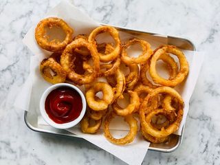 Onion Rings (8) 