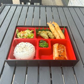 Bento salmone B
