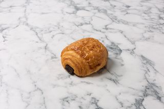 Круассан шоколадный французский