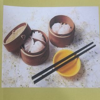 Aripioare cu sos de roșii și ananas