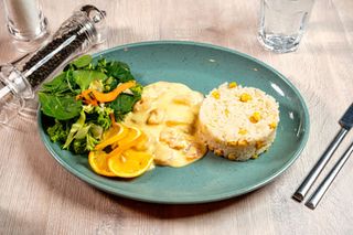 Meniu cu creveți în sos de portocale