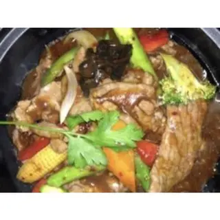 M12. Ternera Con Verduras A La Plancha