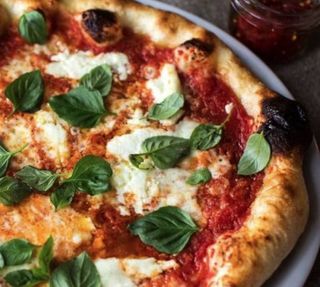 Pizza Margherita