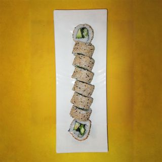 63-Uramaki Aguacate, Pepino Y Wakame (8 Pzs.)