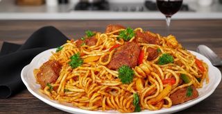 Spaghetti Viande & Ration de Pain