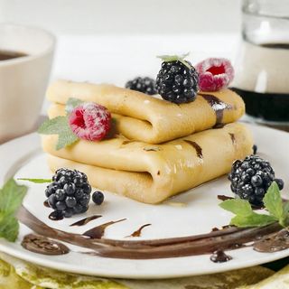 Crepe con Nutella e amaretti