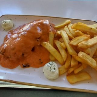 Filete De Ternera Con Salsa De Salmón